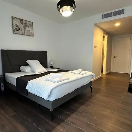 Grand Sapphire Deluxe Residance With Terrace C49 By Myguest Cyprus