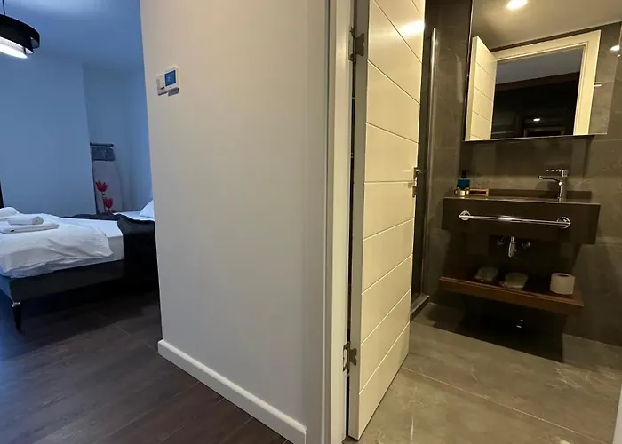 Grand Sapphire Deluxe Residance With Terrace C49 By Myguest Cyprus Διαμέρισμα *