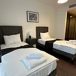 Grand Sapphire Deluxe Residance With Terrace C49 By Myguest Cyprus Apartamento