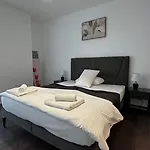 Grand Sapphire Deluxe Residance With Terrace C49 By Myguest Cyprus