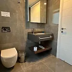 Grand Sapphire Deluxe Residance With Terrace C49 By Myguest Cyprus Apartamento