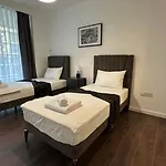 Grand Sapphire Deluxe Residance With Terrace C49 By Myguest Cyprus Apartamento *