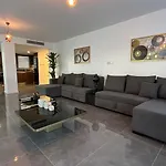 Grand Sapphire Deluxe Residance With Terrace C49 By Myguest Cyprus