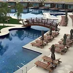 Apartamento Grand Sapphire Deluxe Residance With Terrace C49 By Myguest Cyprus *