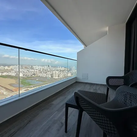 Grand Sapphire Deluxe Residance With Terrace C49 By Myguest Cyprus Appartement Agios Georgios (Famagusta)