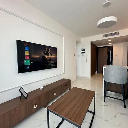 Grand Sapphire Luxury By Myguest Cyprus Διαμέρισμα