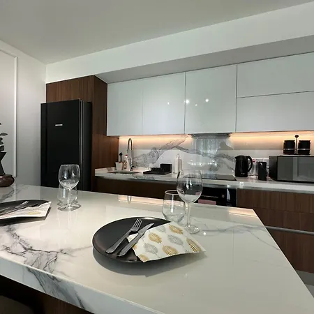 Grand Sapphire Luxury By Myguest Cyprus Διαμέρισμα