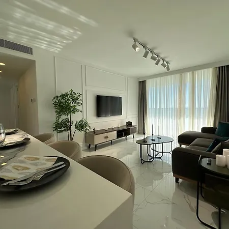 Grand Sapphire Luxury By Myguest Cyprus * Agios Georgios (Famagusta)