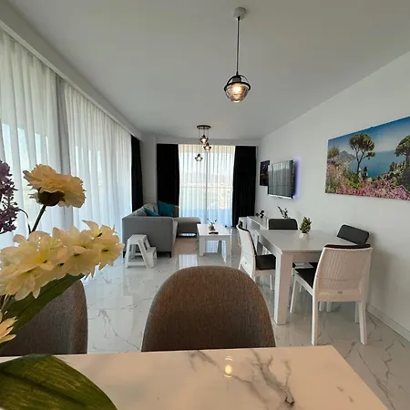 Grand Sapphire Deluxe Residance With Terrace C49 By Myguest Cyprus Appartement Agios Georgios (Famagusta)