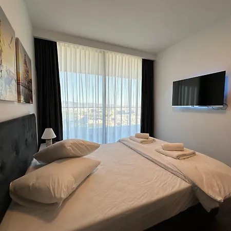 Grand Sapphire Deluxe Residance With Terrace C49 By Myguest Cyprus Agios Georgios (Famagusta)