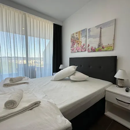 Grand Sapphire Deluxe Residance With Terrace C49 By Myguest Cyprus * Agios Georgios (Famagusta)