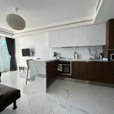 Grand Sapphire Deluxe Residance With Terrace C49 By Myguest Cyprus דירה Agios Georgios (Famagusta)