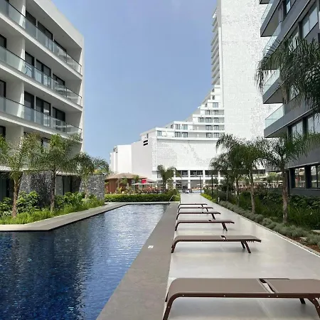 Grand Sapphire Deluxe Residance With Terrace C49 By Myguest Cyprus Appartamento *