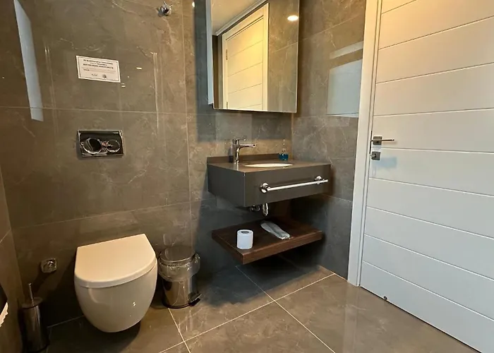 Grand Sapphire Deluxe Residance With Terrace C49 By Myguest Cyprus Apartmán