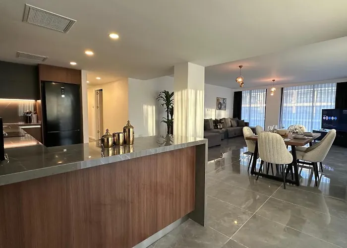 Grand Sapphire Deluxe Residance With Terrace C49 By Myguest Cyprus Apartament Agios Georgios (Famagusta)