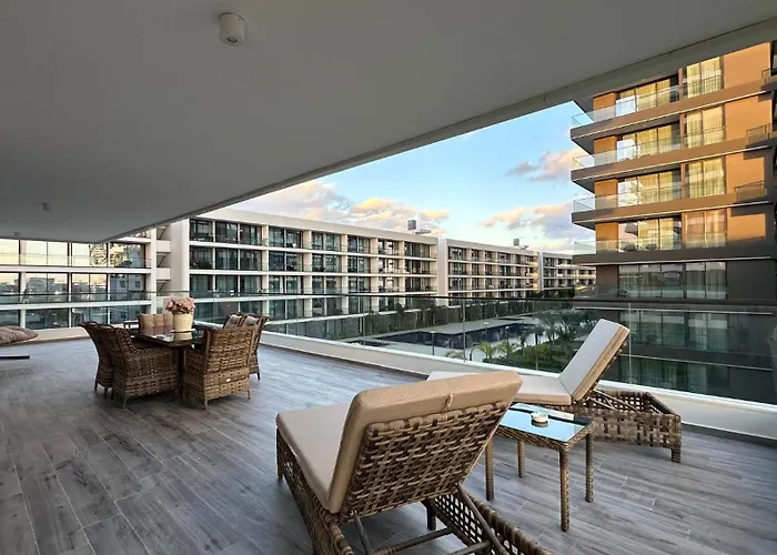 Grand Sapphire Deluxe Residance With Terrace C49 By Myguest Cyprus *